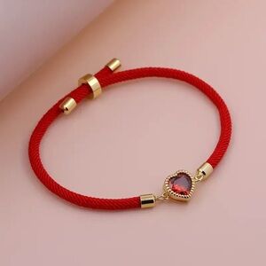 Heart rope bracelet in red